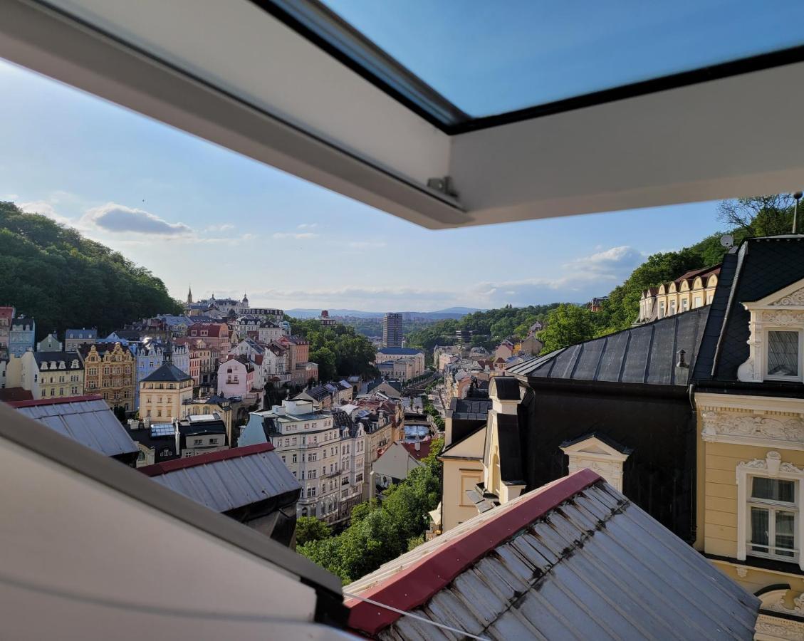 Excellent Apartments Central 3 Min Walk From The Colonnade カルロヴィ・ヴァリ エクステリア 写真